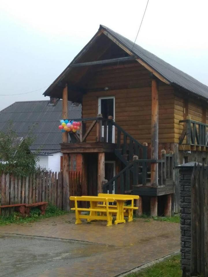 Хостел "Трутень" Vorokhta Esterno foto